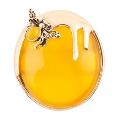 The Honey Bee Yellow Agate Golden Ring showcases a beautiful blend of genuine yellow agate and bronze. The ring boasts a length of 1" and a width of .85", with a stunning honey drip and honey bee motif. The open honeycomb design on the ring shank adds a touch of elegance. This ring, weighing 11g, is truly a unique and eye-catching piece. Yellow Agate Description: Yellow agate is a captivating gemstone known for its vibrant yellow hues and unique banding patterns. It belongs to the chalcedony fam Yellow Agate, Yellow Hues, Honeycomb Design, Ring Shank, Golden Ring, Honey Bee, Turquoise Sterling Silver, Fun Fact, Honeycomb