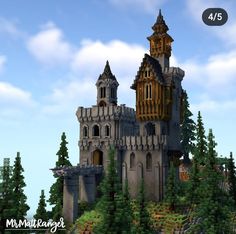 Minecraft Building Ideas No Shaders, Minecraft Mountain Castle Blueprints, Minecraft Wayne Manor, Castle On Hill Minecraft, Minecraft Cottage Castle, Minecraft Castle On A Hill, Medieval Manor Minecraft, Old Castle Minecraft