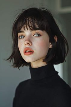 Chin Length Haircuts, Best Bob Haircuts, French Bob, Stylish Short Hair, Chin Length, Hair Textures, Chin Length Hair, Round Face Haircuts