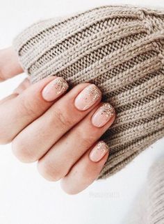 The 9 Best Milky Pink Nail Polishes of 2024 - Lauren Erro Glitter Holiday Nails, Christmas Nails Short, Holiday Nail Ideas, Festive Holiday Nails, Deco Nails, Plaid Nails