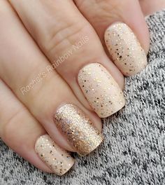 Ongles Beiges, Champagne Nails, Nail Color Combos, Beige Nails, Glitter Nail, New Year's Nails, Fabulous Nails, Color Street Nails