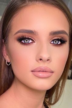 49 Incredibly Beautiful Soft Makeup Looks For Any Occasion : Chic neutral look Make Up 2023 Trends, Make Up Looks For Blue Eyes, Makeup 2023 Trends, Boho Chic Makeup, Boho Bridal Makeup, Make Up Blue Eyes, 2023 Makeup Trends, Arabic Eye Makeup, Boho Makeup