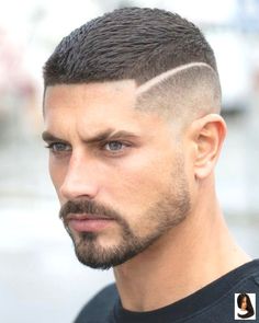 Types Of Fade Haircut, Crew Cut Haircut, Men Fade Haircut Short, Best Fade Haircuts, Short Fade Haircut, Mens Haircuts Short Hair, Crop Haircut, Mens Hairstyles Thick Hair