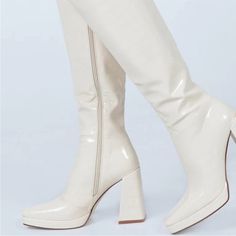 Never Worn - Light Wear !! 70s Boots, Boots Cream, Cream Boots, Vegan Leather Boots, Croc Print, Outerwear Outfit, Loungewear Sets, Winter Boots Women, Long Boots