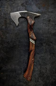 Frontier of Man Tactical Swords, Cool Swords, Knife Design, Cool Knives, Knife Making, Survival Gear, Axes, Tactical Gear, Blacksmithing