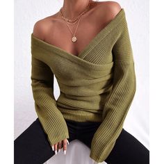 Get This Unique Sweater Offering A Over Lap Wrap Design. Long Sleeve Overlap Sweater S 4 M 6 L 8/10 Oversized Black Sweater, Batwing Sleeve Sweater, Cutout Sweater, Unique Sweaters, Cold Shoulder Sweater, Off Shoulder Sweater, Collar Sweater, Lookbook Outfits, Batwing Sleeve