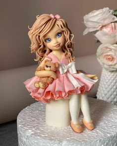 Birthday Cake Doll, Fondant Doll, Barbie Dress Cake, Fondant Figures Tutorial, Christmas Figures, Fondant Animals, Creative Cake Decorating, Beautiful Birthday Cakes