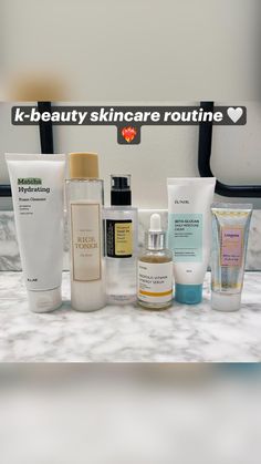 Korean Skincare Sensitive Skin, Best Korean Face Wash, Acne Prone Skincare Routine, Best Foaming Cleanser, Korean Cleanser, Matcha Skincare, Korean Face Wash, Body Board, Skin Aesthetic