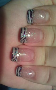 Jelly Kawaii Nails, Real Y2k Nails, Emo 2000s Nails, Zebra Short Nails, Gyaru Short Nails, Trashy Y2k Nails Short, Simple Gyaru Nails, Mcbling Nails Short