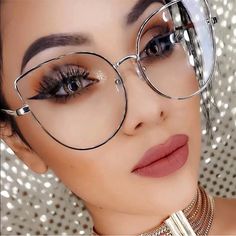 Silver Frame Clear Lens Lens Width 60 Millimeters Metal Frame Plastic Lens Non Polarized Oversized Lightweight Designer Prescription Glasses, Designer Eyeglass Frames, Clear Lens Glasses, Glasses Fashion Women, Cat Eye Sunglasses Women, Optical Eyewear, Fashion Eye Glasses, Oversize Women, Butterfly Sunglasses