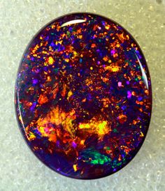 Black Opal Lightning Ridge Black Opal, Tiffany Jewelry, Lightning Ridge, Rocks And Gems, Precious Gems