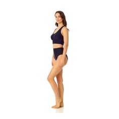 Our Coppersuit Banded Halter Longline Bra is the ultimate sleek swimwear for the modern, active individual. Offering UPF 50+ protection, this swimsuit bra is designed with copper-infused fabric as well as antibacterial and odor-control properties to keep you feeling fresh all day long. Removable cups and a stylish racerback halter design will give you comfortable and secure support for all your activities in and out of the water. Pair this sleek swim top with any Coppersuit Swim Bottom for a com Nylon Smoothing Swimwear, Smoothing Nylon Swimwear, Full Coverage Lined Swimwear For Beachwear, Micro-elastic Athleisure Swimwear For Poolside, Seamless Athleisure Swimwear For Pool, Seamless Nylon Swimwear For Sports, Athleisure Swimwear For Poolside, Seamless Elastane Swimwear For Sports, Athleisure Elastane Swimwear For Poolside