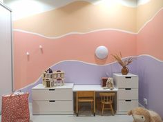 Lastenhuone Nursery Guest Room Combo, Girls Bedroom Mural, Nursery Guest Room, Small Room Makeover, Ideas Habitaciones, Home Decor Cozy, Kids Room Murals, Kids Bedroom Walls