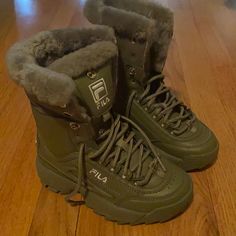 New!! Never Worn!! Girls Size 13! Great For Winter! Green Winter Boots With Round Toe, Casual Boots With Plush Lining And Round Toe, Insulated Green Winter Boots, Fluffy Casual Winter Boots, Casual Fluffy Winter Boots, Casual Boots With Faux Fur Trim And Round Toe, Green Synthetic Winter Boots, Winter Green Synthetic Boots, Trendy Faux Fur Boots With Round Toe