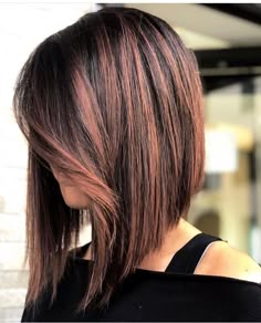 Angled Bob Hairstyles, Color Ideas For Blondes, Hair Color Ideas For Blondes, Hair Affair, Penteado Cabelo Curto, Hair Color Ideas For Brunettes, Hair Color And Cut, Hair Color Dark, Medium Hair Cuts