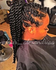 #chicagostylist #havanatwist #jumbotwist #twist #color #fakedreads #FauxLocs #chicagobraids #chicagohair #chicagobraider #chicagostylist Crochet Twists, Creative Braids, Jumbo Crochet, Braids Twist, French Braid Hairstyles, Twist Braid Hairstyles, Stylish Haircuts, Natural Hair Braids, African Braids Hairstyles