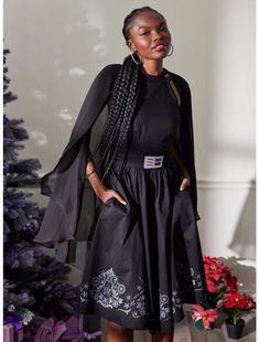 Her Universe Star Wars Darth Vader Cape Dress Darth Vader Cape, Imperial Clothing, Star Wars Dress, Star Wars Fashion, Star Wars Wedding, Sith Lord, Her Universe, Dapper Day, Casual Cosplay