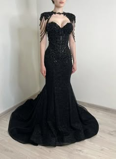 Gothic Wedding Dress Mermaid, Black Lace Mermaid Dress, Dark Dress Aesthetic, Gothic Boutique, Black Wedding Dress Mermaid, Black Mermaid Wedding Dress, Black Gothic Wedding Dresses, Corset Mermaid Wedding Dress, Black Bridal Veil