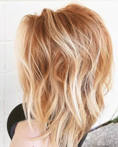 Tousled Strawberry Blonde Waves Makeup Tip, Red To Blonde, Balayage Blonde, Diet Vegetarian, Hair Color And Cut, Hair Blonde