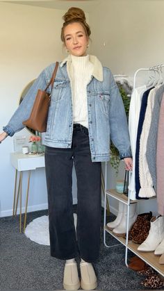 Fall outfits, fall aesthetic, fall outfits 2024, fall outfit ideas, fall outfits aesthetic, sweaters, Fall 2024 fashion trends, fall outfit, fall outfits 2024, fall aesthetic, aesthetic, buildings, lifestyle, dream life, cafe, study, college, fall outfit Inspo, fall style, fall vibes, Gilmore girls, fall sweaters, converse, cozy, casual fall outfit, aesthetic, buildings, lifestyle, dream life, cafe, study, college, neutral outfit, fall casual outfit Cute Winter Date Outfits, Neutral Outfit Fall, Sherpa Jacket Outfit, Aesthetic Buildings, Gilmore Girls Fall, Casual Outfit Fall, Fall Outfit Aesthetic, Outfits Fall Aesthetic, Fall Outfit Casual