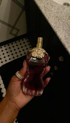 Aesthetic Perfumes, Jean Paul Gaultier Women, Warm Fragrance, Perfume Scents, Perfume Lover, Best Fragrances, Sweet Fragrances