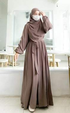 Gamis Casual Hijab Outfit, Islamic Modest Fashion, Muslimah Fashion Casual, Muslim Outfit, Dress Muslimah, Islamic Fashion Dresses, Moslem Fashion, Model Gamis, Muslim Fashion Hijab Outfits