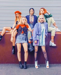 2,159 Likes, 34 Comments - Tara Chandra (@tarachandra_) on Instagram: “SQUAD, ASSEMBLE last week for @highglossindustries 〰〰 @ifio_tales” Tara Chandra, Grunge Ideas, Layered Clothing, Friday Inspiration, Color Streaks, Fashion Unique, Retro Mode, Pinterest Fashion, Mode Inspo