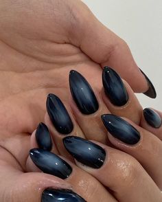 Dark And Moody Nails, Halloween Aura Nails, Aura Nails Black, Dark Aura Nails, Black Aura Nails, Aura Nail, Red Nail Art Designs, Short Nail Manicure, Aura Nails