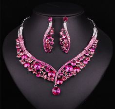 Pink Crystal Necklace, Fashion Indian, Necklace Online, Jewelry Online Shopping, Christmas Gifts For Women, Decoration Christmas, Wedding Jewelry Sets, Stunning Jewellery