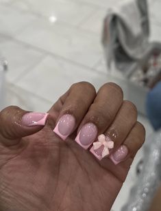 Charm Nail Designs, Nails For Back To School, Birthday Nails Ideas, Short Classy Nails, Pink French Tip, Overlay Nails, Hard Nails, Drip Nails