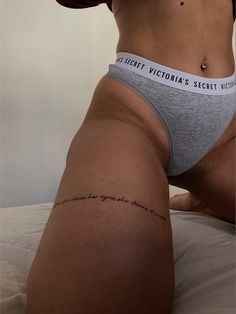 Hidden Tattoo Ideas Female, Behind The Leg Tattoo, Leg Script Tattoo, Thigh Tattoos Women Writing, Lower Back Tattoo Women, Behind Leg Tattoo Thighs, Thigh Script Tattoo, Leg Tattoos Aesthetic, Side Leg Tattoo