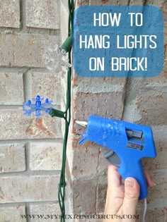 Hanging Lights on Brick…now SUPER easy! Christmas Lights Outside, Lights Aesthetic, Hanging Christmas Lights, Christmas House Lights, Holiday Hack, Aesthetic Friends, Command Hooks, Christmas Hanging Decorations, Xmas Lights