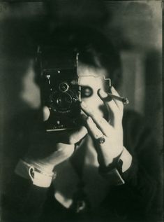 Germaine Krull, ‘Self-Portrait with Camera’, 1925 Lee Friedlander, Dora Maar, Andre Kertesz, Diane Arbus, Lee Miller, Surreal Collage, Selfie Photography, Old Camera