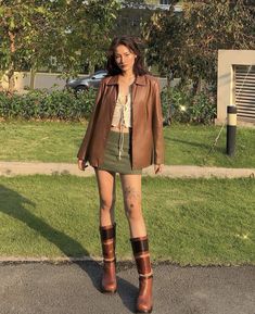 Earth Tone Outfits, Oufits Casual, Mode Inspo, Brown Leather Jacket, Looks Style, Mode Inspiration, Fashion Killa, Outfits Casuales, Look Cool