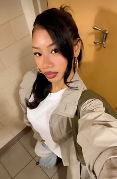 @Iamkimey on Tiktok #falloutfitideas #outfits #hairstyles #makeup #stylish #trench Ponytail Outfit, Curly Hairstyles Black Women, Hairstyle Ideas Black Women, Outfit With Headband, Brown Girls Makeup, Try On Hairstyles, Curly Hair Styles Easy, Shot Hair Styles, Hair Stylies