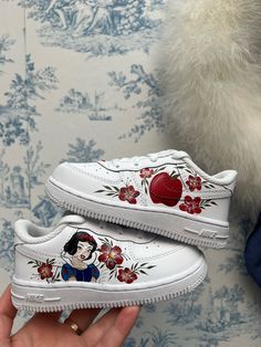 Hand painted af1 art sealed for longevity turn around time is 3-4 weeks Painted Af1, Cute Easy Outfits For School, Snow White Apple, Custom Painted Shoes, White Apple, Custom Shoes Diy, Diy Sneakers, Painted Sneakers