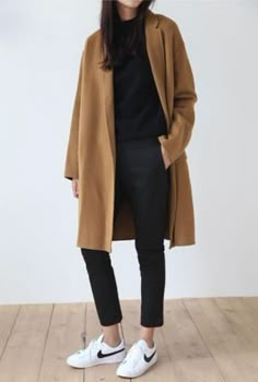 Free Shipping Camel Cashmere long Wool Trench Coat Womens Minimalisticky Chic, Minimalist Hygge, Mantel Outfit, Autumn Look, Chique Outfits, Coat Outfit, Simply Chic, Autumn Outfits