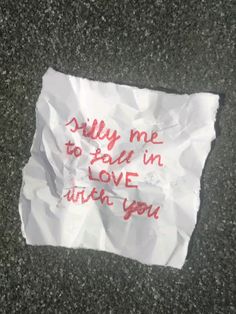 a piece of paper with writing on it that says, billy me to dad in love with you