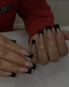 Tips French Nails, Nail Inspo Baddie, French Nails Ideas, Nail Ideas Black, Aesthetic Nail Ideas, Y2k Nail, Glossy Nails, Streetstyle Aesthetic