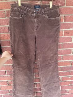 "Brown Corduroy Jeans, Sonoma pants, Size 10, vintage cords, cotton stretch, retro 80s 90s, mid / low rise, straight / flare Note: First 3 photos are correct color. The last 2 don't have correct lighting, so color is not correct. Sonoma Size 10 98% Cotton 2% Spandex Waist 34\" Hip 40\" front rise 9.5\" inseam 31\" Interested in more vintage fashion or handmade items? etsy.com/shop/canzaliavintage" Brown Jeans Women, Jean Marron, Jeans Marron, Cord Jeans, Brown Jeans, Corduroy Jeans, Brown Corduroy, Low Rise, Women Jeans