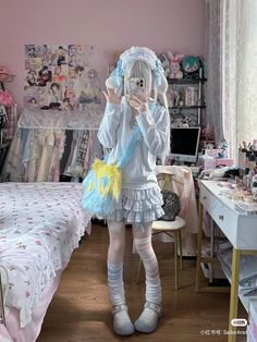 Kawaii Fashion Outfits, Red Books, Dope Fashion, Really Cute Outfits, Kawaii Clothes, Dream Clothes, Kawaii Fashion, Cute Fashion