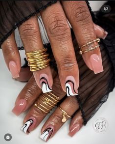 Nails With One Design, Short Nails Fall Designs, One Nail Design Ring Finger, Braiding Nails, Nail Art Designs Square, Nail Designs With Black, Short Nails Black Women, One Nail Art, Quick Nail Designs