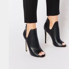 Peep Toe Cut Stiletto High Heel Ankle Boot Sandals #fashion #outfits #mayyourfashion #fashionstyle #womensfashion #shopaholic #fashionlover #dresslover #party Fall Winter Shoes, High Heel Boots Ankle, Pretty Shoes, Shoe Obsession, High Heels Stilettos, Peep Toe Heels, Winter Shoes