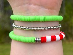 “Well, in Whoville they say - that the Grinch’s small heart grew three sizes that day” ❤️🤍💚 #etsyshop #etsyseller #etsybusiness #smallbusiness #grinch #christmas #drseuss #howthegrinchstolechristmas #grinchmas #whoville #cindylouwho Cindy Lou Who, Christmas Bracelet, Grinch Christmas, The Grinch, Etsy Business, Disney Christmas, Bracelet Ideas, Small Heart