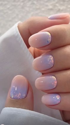 Nails Art Sparkle, Classy Pastel Nails, Pastel Sparkle Nails, Holographic Dip Nails, Birthing Nails, Opal French Tip Nails, Cute Pastel Nail Art, Pretty Nude Nail Designs, Trendy Pastel Nails