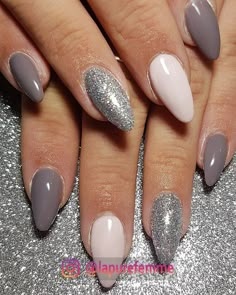 Fantastic Nails, Summer Nails Colors Designs, Grey Nails, Grey Nail Designs, Unghie Sfumate, Nails 2018, Gel Overlay, Gray Nails, Super Nails