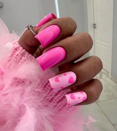 Nails Inspiration Ballerina, Pink Nails Inspiration, Pastel Pink Nails, November Nails, Beauty Nails Design, Simple Gel Nails, Short Nail, Black Nail, Pink Acrylic Nails