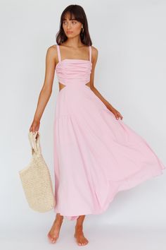 Kassi Gathered Bodice Maxi Dress Blush by Selfie Leslie Pink Flowy Sundress, Brunch Maxi Dress, Senior Outfits, Pastel Pink Dress, Weekend Lunch, Blush Maxi Dress, Dama Dresses, Tulle Midi Dress, Gathered Bodice