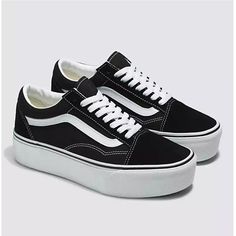 Vans Women's Old Skool Stackform Skate Shoe New In Box /Various Sizes Bringing New Heights To Our Iconic Sidestripe Shoe Nothing Screams Attitude Like A Killer Pair Of Black Platform Shoes. The Vans Old Skool Stackform Is The Height Of Cool On The Platform Front, With Double The Sidewall Height For Maximum Coverage. The Suede And Canvas Uppers Ensure Durability, While The Lace-Up Closure And Supportive Padded Collars Add Layers Of Comfort On The Practical Side. These Black Platform Shoes Are All Old Skool Stackform, Estilo Vans, Vans Shoes Women, Old Skool Platform, Vans Old School, Platform Vans, Old School Vans, Checkered Vans, Black Platform Shoes