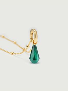 This Lucky Charm Geometric Malachite Pendant showcases malachite with a unique geometric design to provide an elegant, timeless look. Enjoy the natural beauty of malachite and its protective properties as a lucky charm to bring good luck. Details Recycled Silver: 18ct gold vermeil Stone: Natural Malachite Gemstone. Meaning: Protection. Total height: 24.5mm ( 13.1mm without bail) Width: 7.2mm Removable Pendant Clasp No chain provided - choose your own for a perfect fit! Modern Green Drop Jewelry, Modern Green Malachite Jewelry, Gold Malachite Jewelry For May Birthstone, Malachite Pendant, Luxury Jewelry Brands, Mineral Stone, Ring Pendant Necklace, Recycled Silver, Pendant Rings